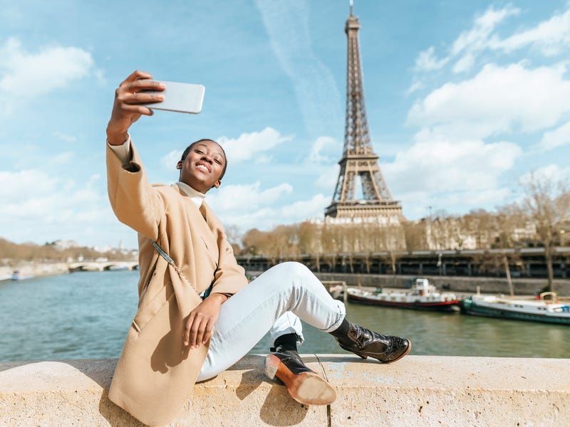 Does Social Media Run our Lives?